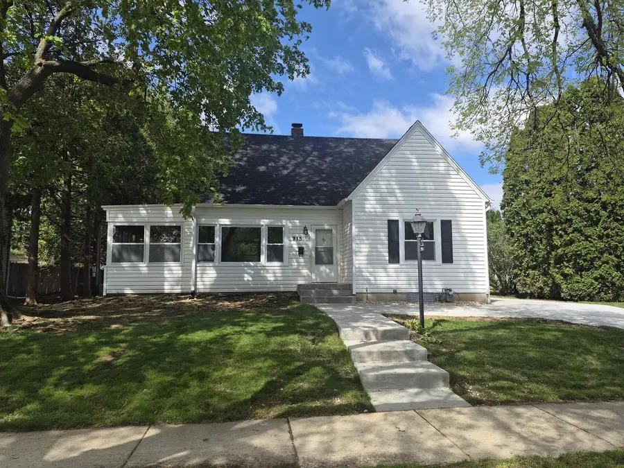 915 Fremont Street, Janesville, WI 53545 - #2