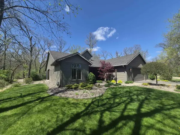 3181 Crystal Springs Road, Janesville, WI 53545