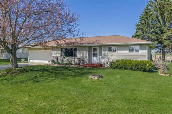 N2737 Welk Road, Markesan, WI 53946