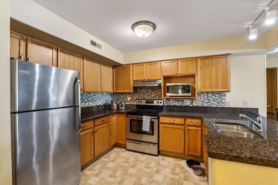 5320 Congress Avenue #4, Madison, WI 53718 - #3