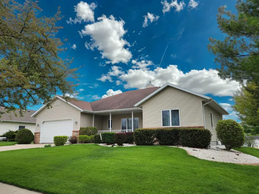 6912 Valiant Drive, Windsor, WI 53598 - #3