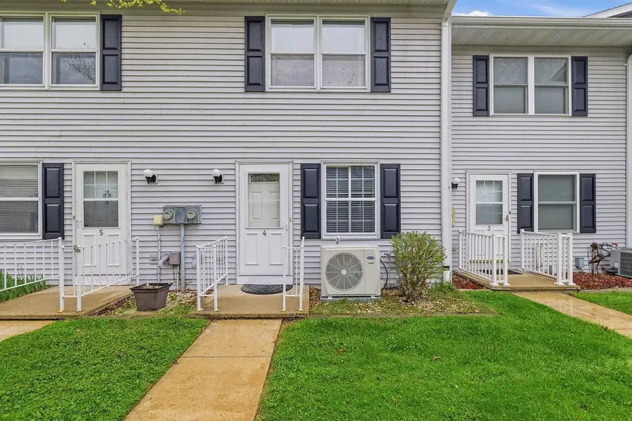 N10350 Howard Drive #4, Fox Lake, WI 53933 - #2