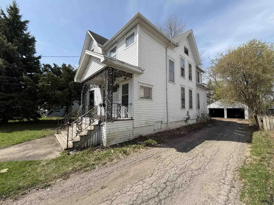 60-62 Tayco Street, Menasha, WI 54952 - #3