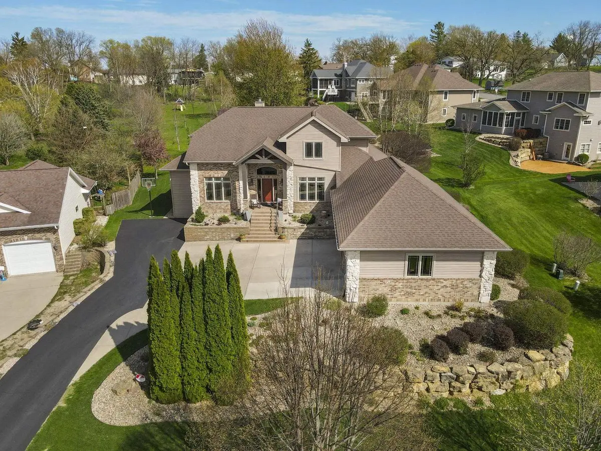 109 Greve Circle, Mount Horeb, WI 53572 - #1
