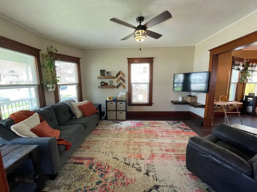 408 7th Street, Baraboo, WI 53913 - #3
