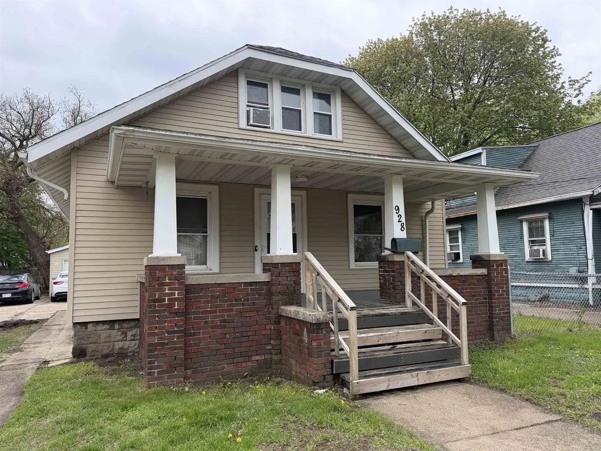 928 Gerald Avenue, Beloit, WI 53511 - #1