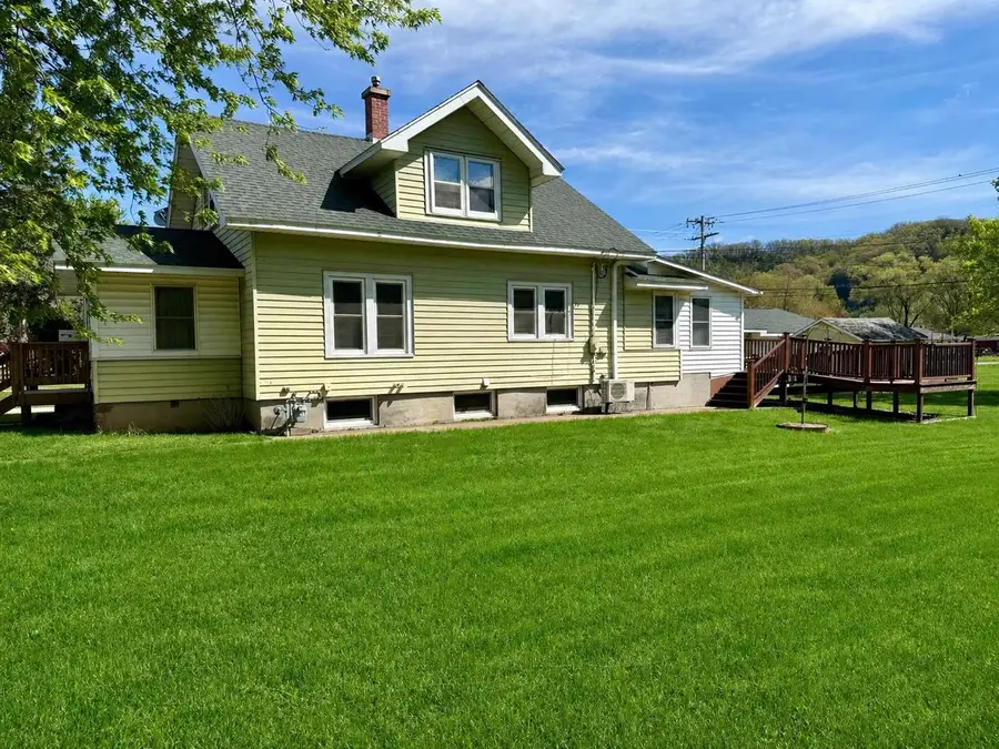 152 N Ohio Street, Prairie Du Chien, WI 53821 - #3