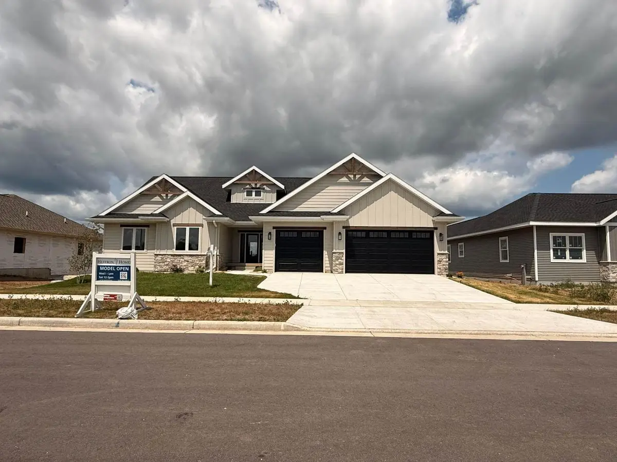 2016 Jack Ryan Drive, Prairie Du Sac, WI 53578 - #1