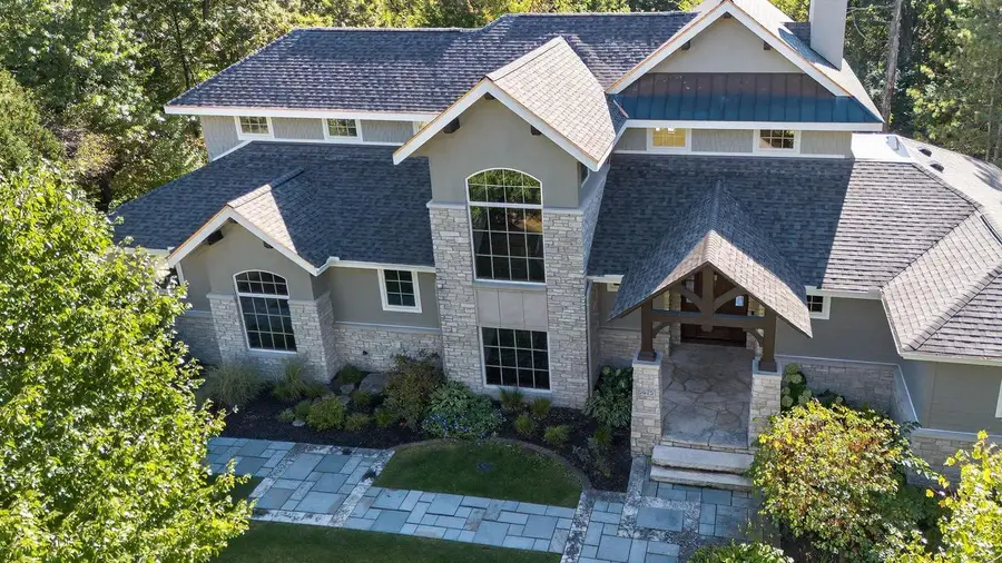 5675 Ashbourne Lane, Fitchburg, WI 53711 - #2