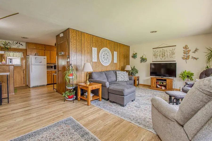 325 Hazel Street, Belmont, WI 53510 - #2