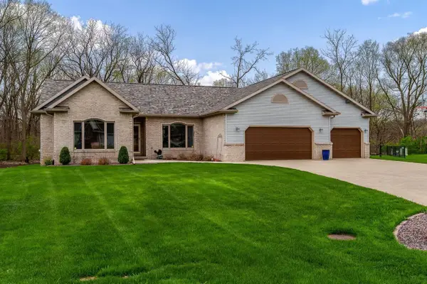 620 Waterford Drive, Beloit, WI 53511