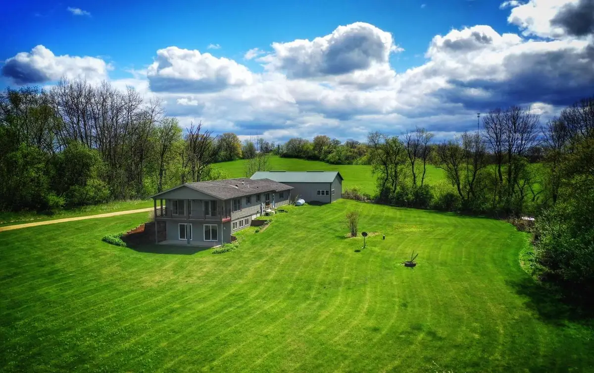 6337 County Road N, Avoca, WI 53506 - #1