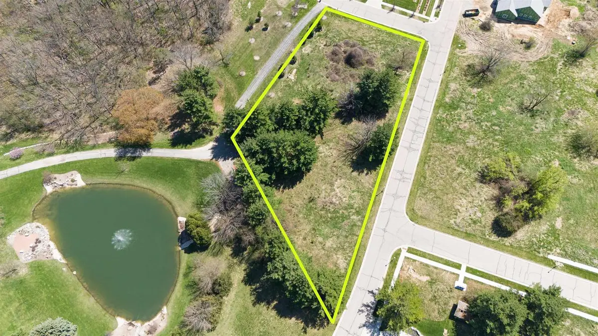 2801 Arbor Ridge Way, Janesville, WI 53548 - #1