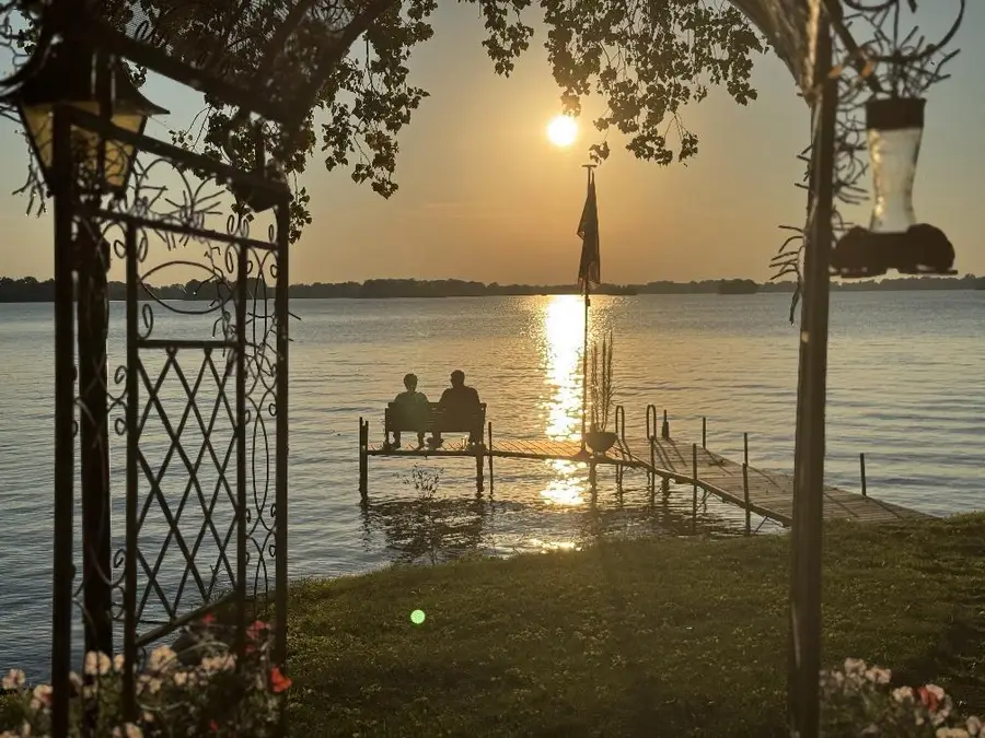 604 Lake Shore Drive, Beaver Dam, WI 53916 - #3