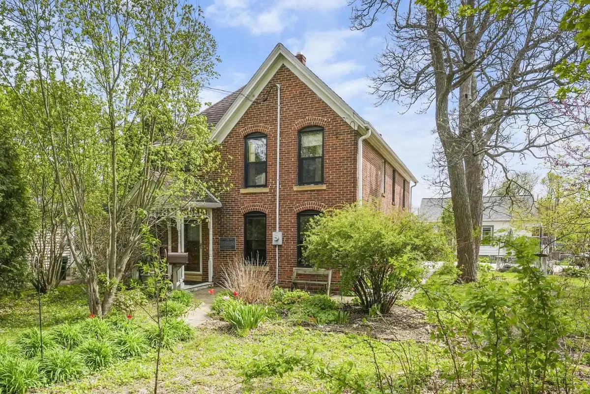 2817 Milwaukee Street, Madison, WI 53704 - #1