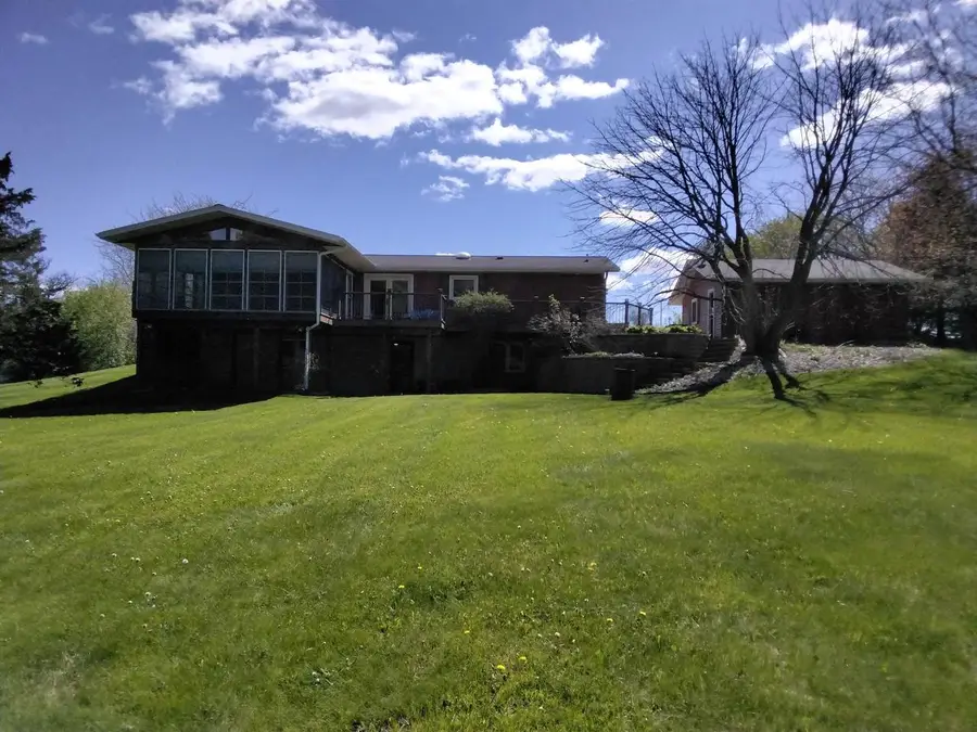 356 Sherman Avenue, Markesan, WI 53946 - #2