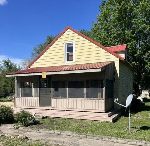 135 S Nothern Avenue, Bagley, WI 53801 - #2