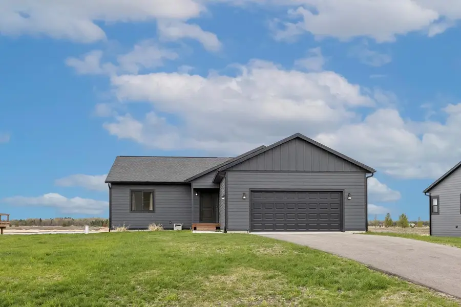W5884 Sand By Me Drive, New Lisbon, WI 53950 - #3