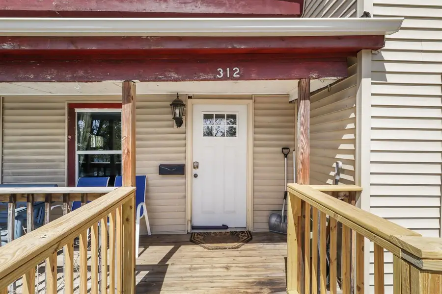 312 8th Avenue, Baraboo, WI 53913 - #2