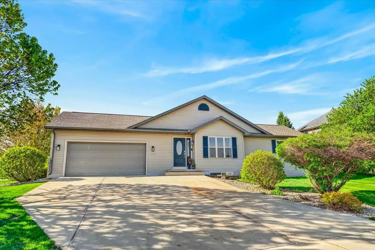 806 Longwood Drive, Oregon, WI 53575 - #1