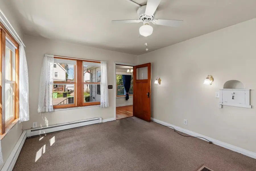 717 University Avenue, Beaver Dam, WI 53916 - #3