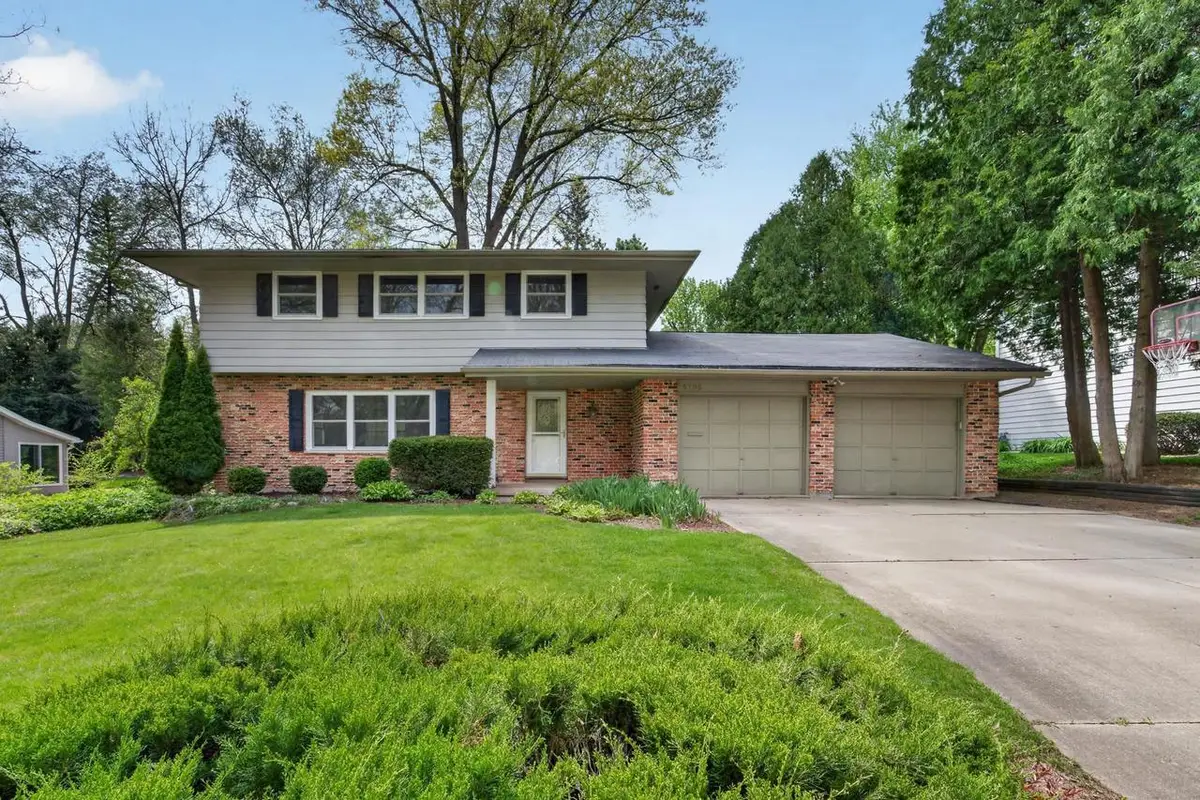5705 Indian Trace, Madison, WI 53716 - #1