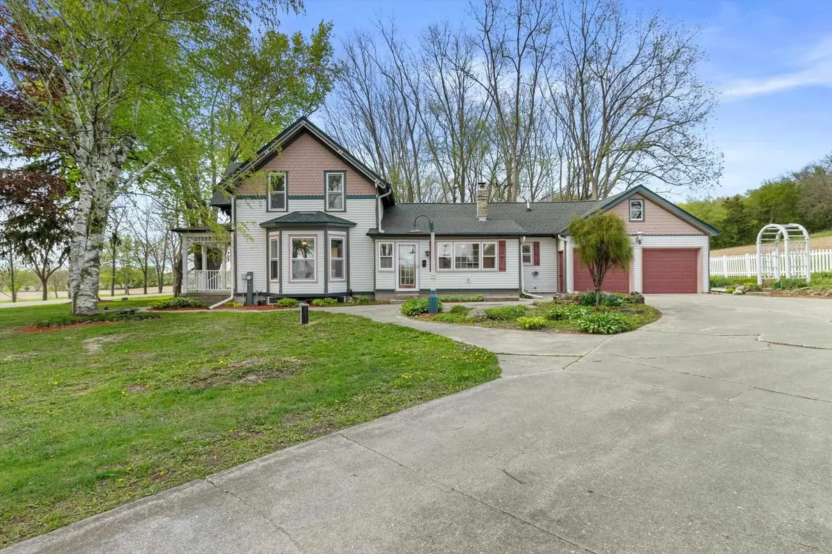 N5724 Helenville Road, Helenville, WI 53137 - #1