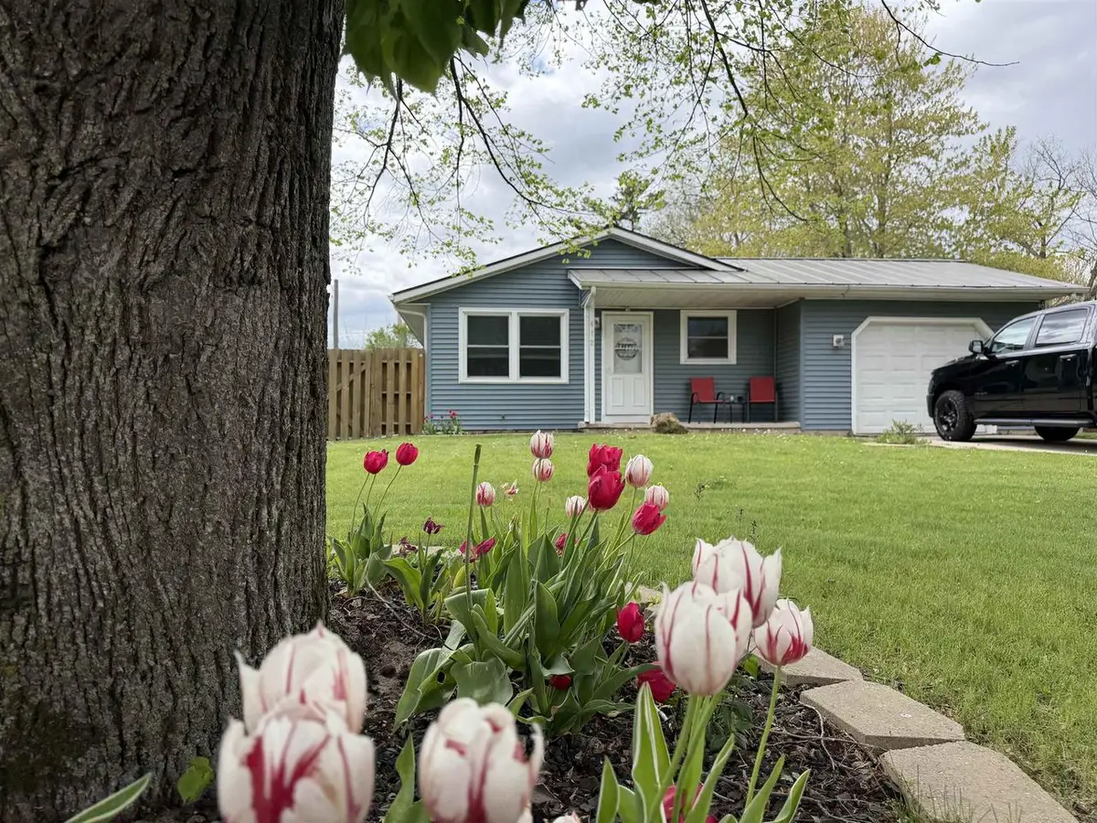 412 Scott Street, Mazomanie, WI 53560 - #1