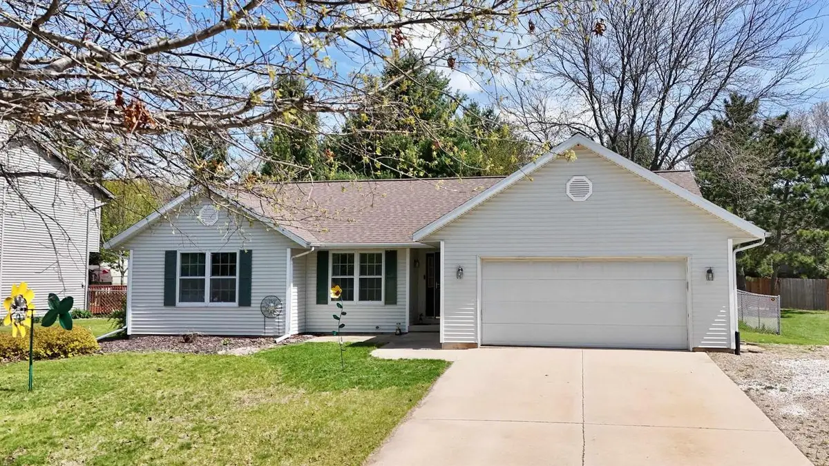 N2622 County Rd V, Lodi, WI 53555 - #1