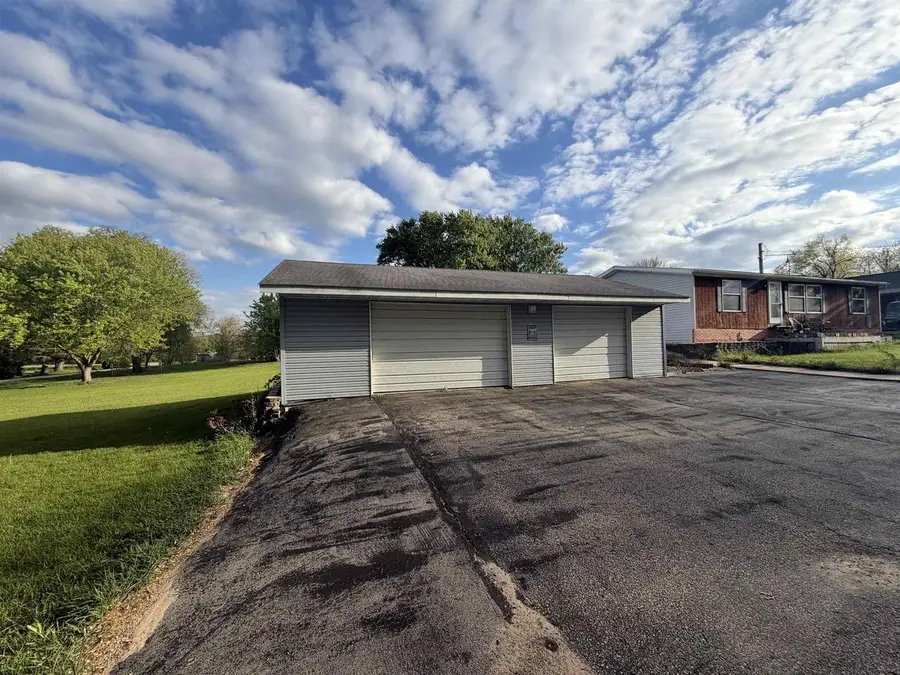 22103 Elizabeth Street, Muscoda, WI 53573 - #3