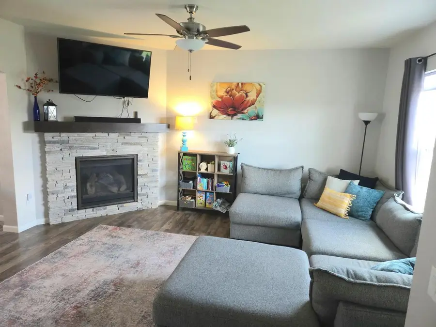 6614 Wolf Hollow Road, Windsor, WI 53598 - #3