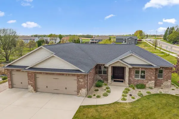 441 Willow Springs Court, Janesville, WI 53548