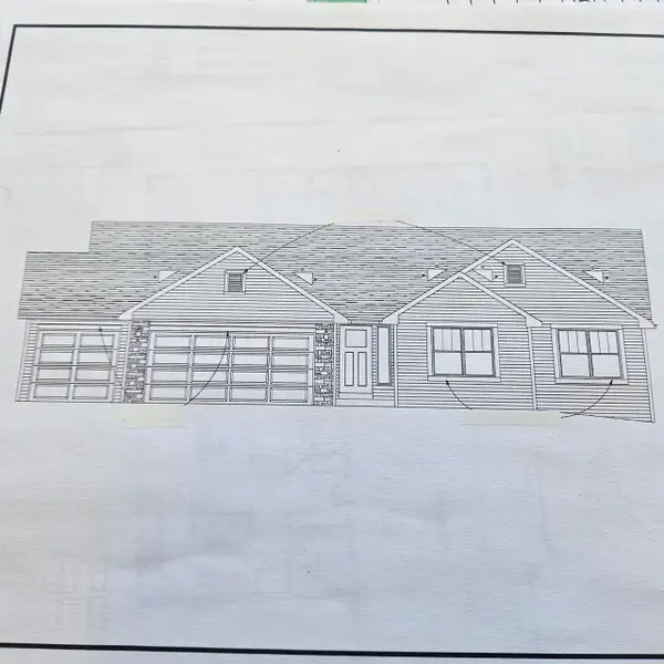 1525 HAWKS PASS, Beloit, WI 53511
