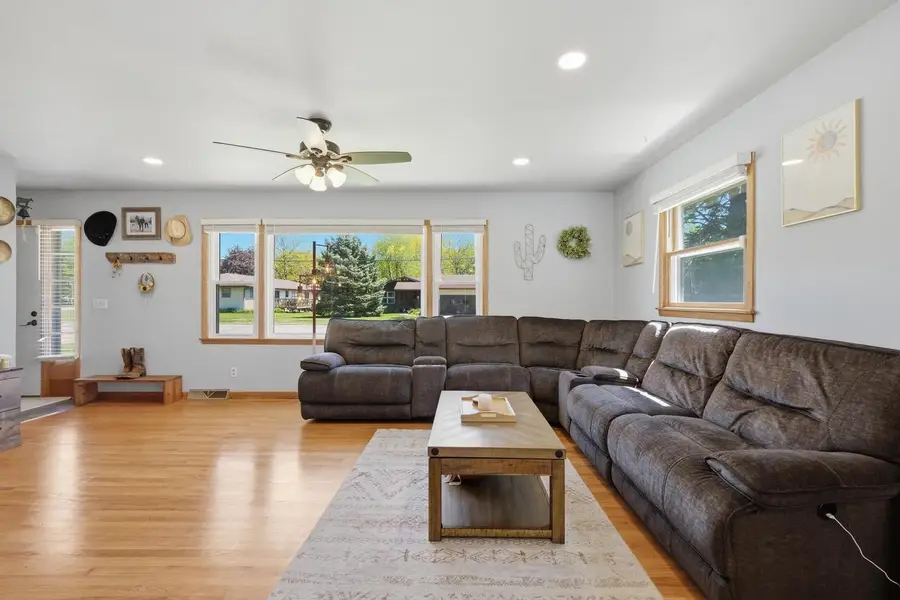 241 S 5th Street, Evansville, WI 53536 - #2
