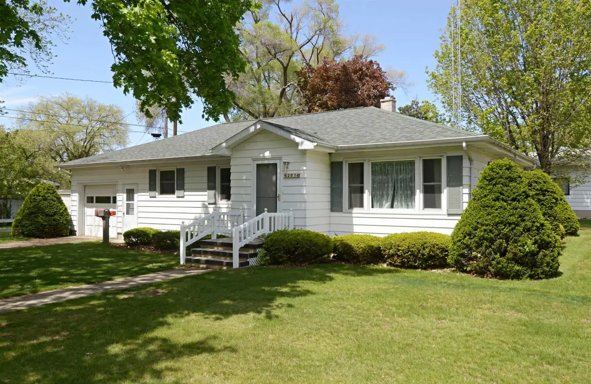 201 Locust Court, Portage, WI 53901 - #1