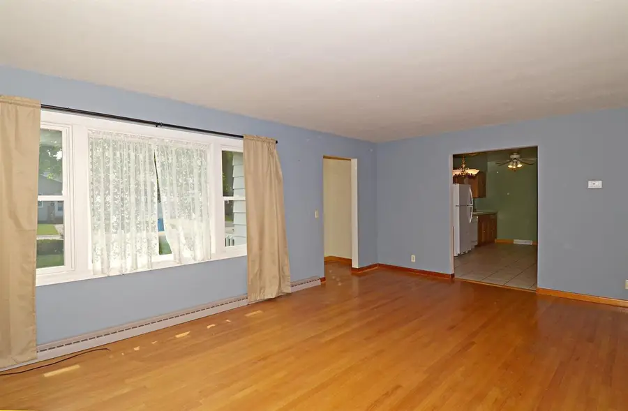 201 Locust Court, Portage, WI 53901 - #2