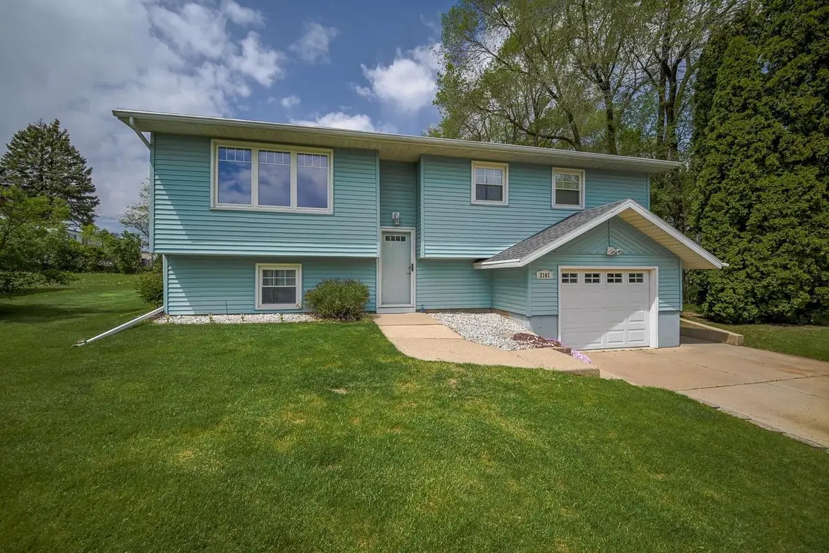 2107 4th Avenue, Monroe, WI 53566 - #1