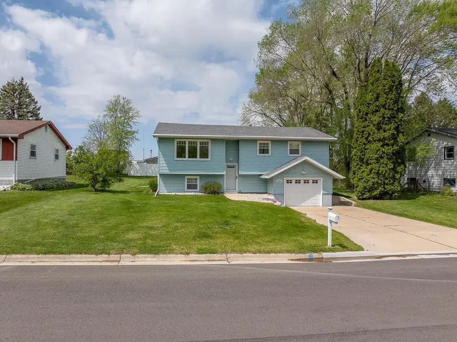 2107 4th Avenue, Monroe, WI 53566 - #2