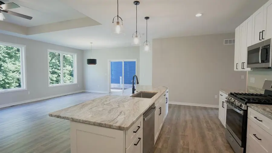 405 Ridge Court, Orfordville, WI 53576 - #3