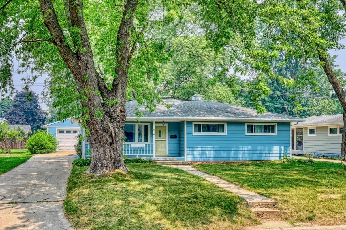 616 West Street, Stoughton, WI 53589 - #1