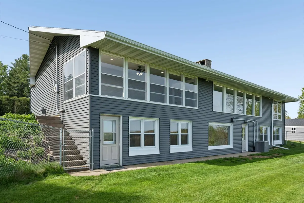 1608 County B Road, Platteville, WI 53818 - #1