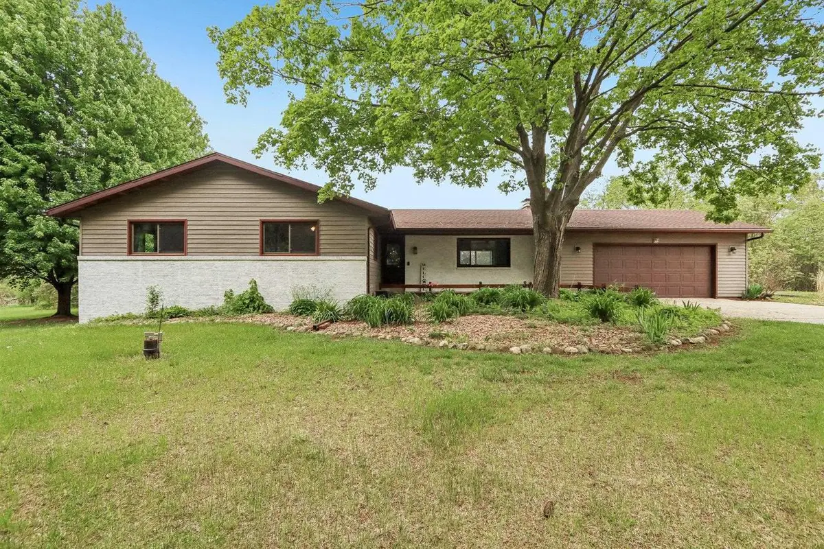 W7956 Morse Road, Poynette, WI 53955 - #1