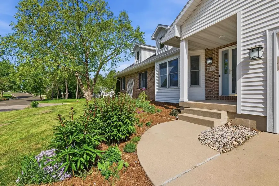 1696 Chadsworth Drive, Sun Prairie, WI 53590 - #3