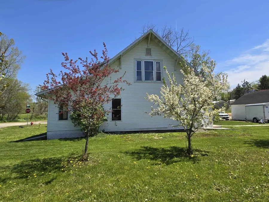 304 Glen Street, Kendall, WI 54638 - #3