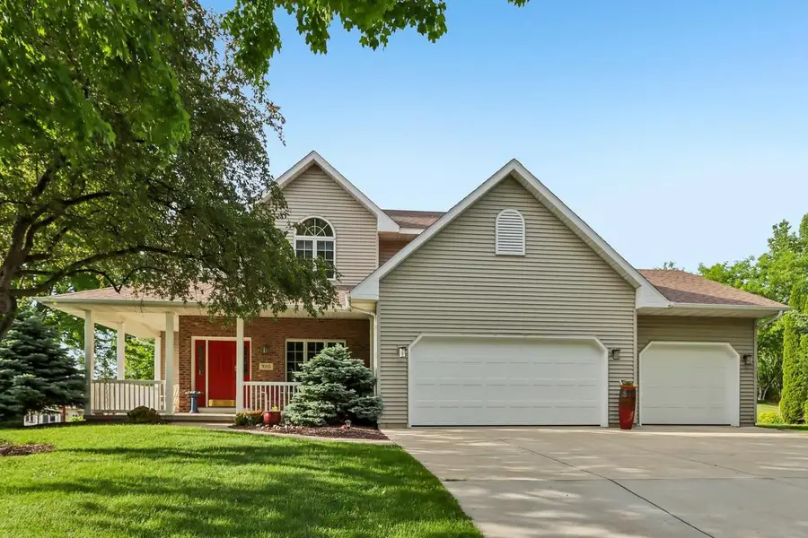 920 Lexington Way, Waunakee, WI 53597 - #3