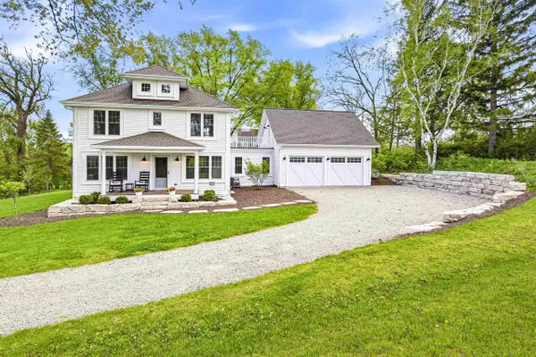 W10823 Port Road, Reeseville, WI 53579