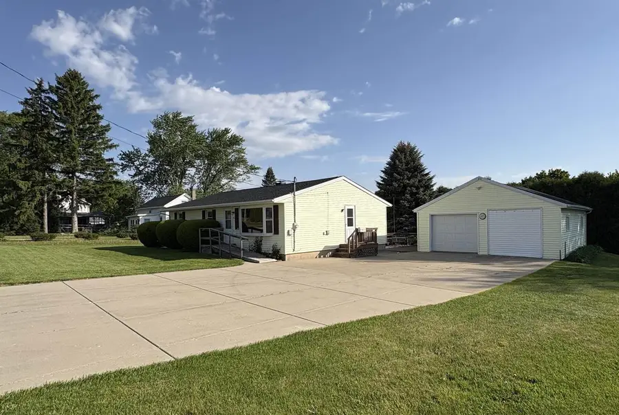 641 Janesville Street, Oregon, WI 53575 - #2