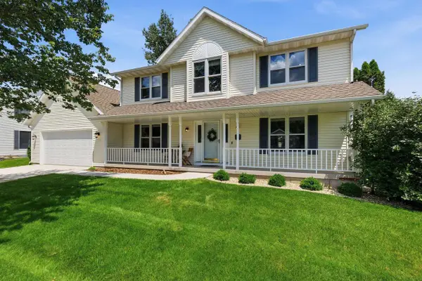 909 Bristol Court, Stoughton, WI 53589