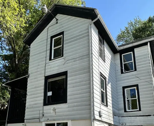 9 Elliott Street, Janesville, WI 53546