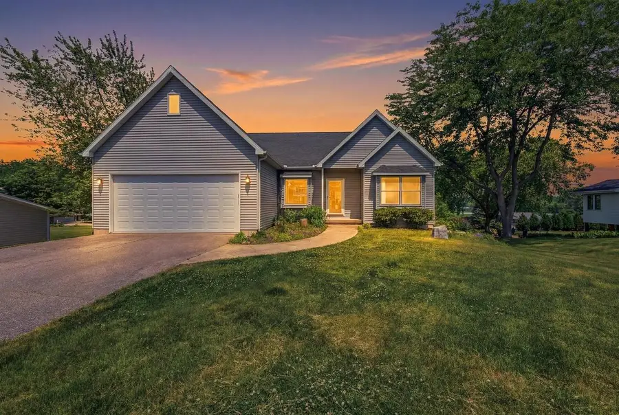 W3162 Jane Street, Green Lake, WI 54941 - #2